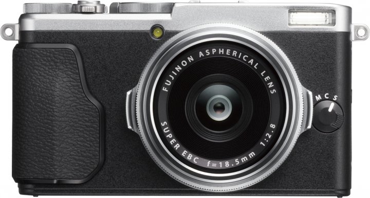 Fujifilm X70: Jetzt auch mit APS-C großem Bildsensor [Bildmaterial: Fujifilm Europe]