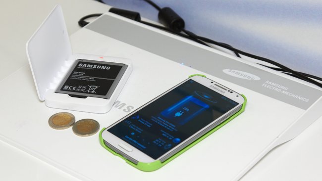 Rezence zeigt Wireless Power-Anwendungsmöglichkeiten auf dem MWC 2014 in Barcelona