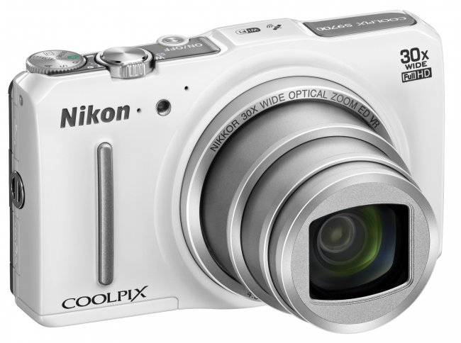 Nikon Coolpix S9700: Edle Mittelklasse-Kompaktkamera [Bildmaterial: Nikon]