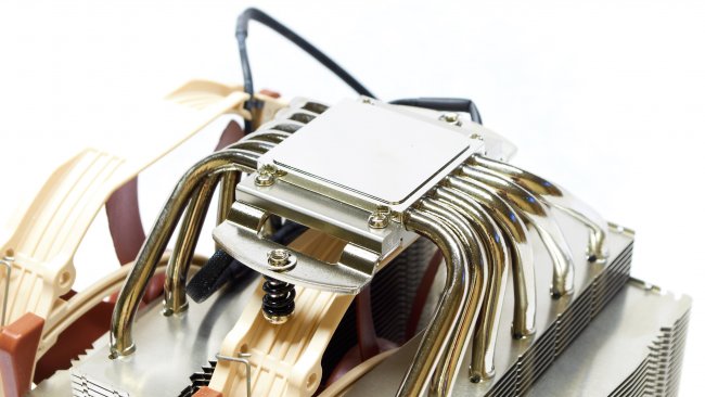 Noctua NH-D15 - Die Bodenplatte