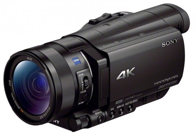 Sony FDR-AX100E auf der CES 2014 (Bildmaterial: Sony)