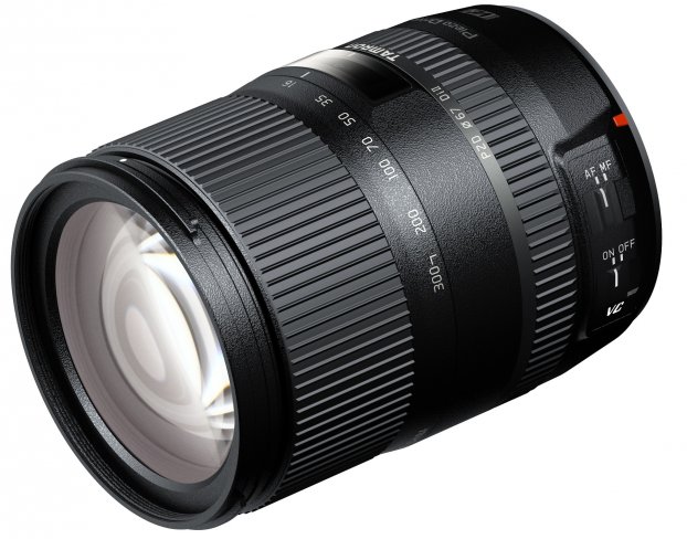 Für APS-C-Kameras: Tamron 16-300 mm f/3.5-6.3 Di II VC PZD [Bildmaterial: Tamron]
