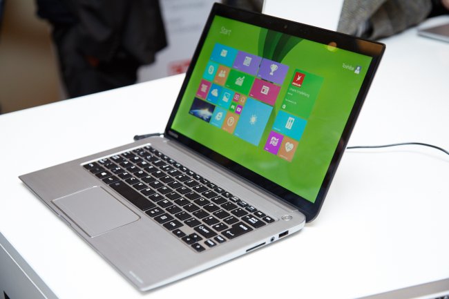 Das Toshiba Kira bei einer Präsentation in Hamburg