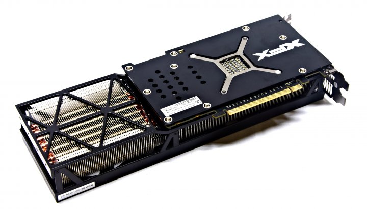XFX R9 Fury Pro Triple Dissipation - Die Backplate