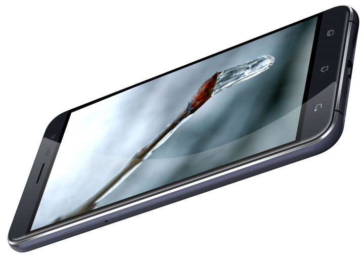 Asus_ZenFone_3_schwarz_vorn_liegend.png, 2.7 MB