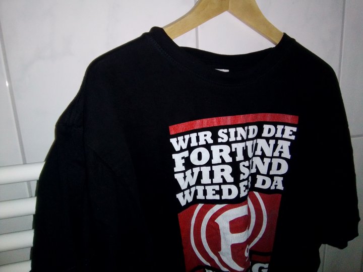 Gigaset_GS110_Nachtaufnahme.jpg, 1.1 MB
