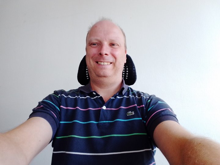 Gigaset_GS196_Selfie_Tag.jpg, 1014 KB