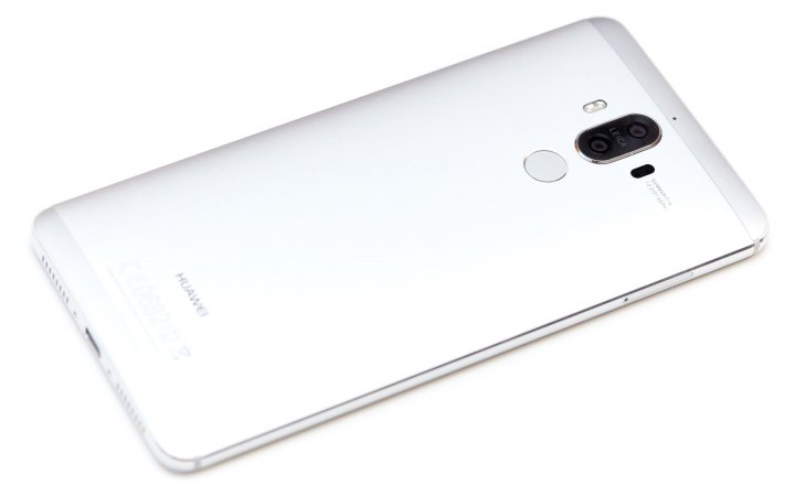 Huawei_Mate_9.jpg, 125 KB