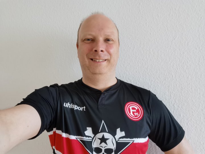 Huawei_P40_Selfie_Tag.jpg, 922 KB