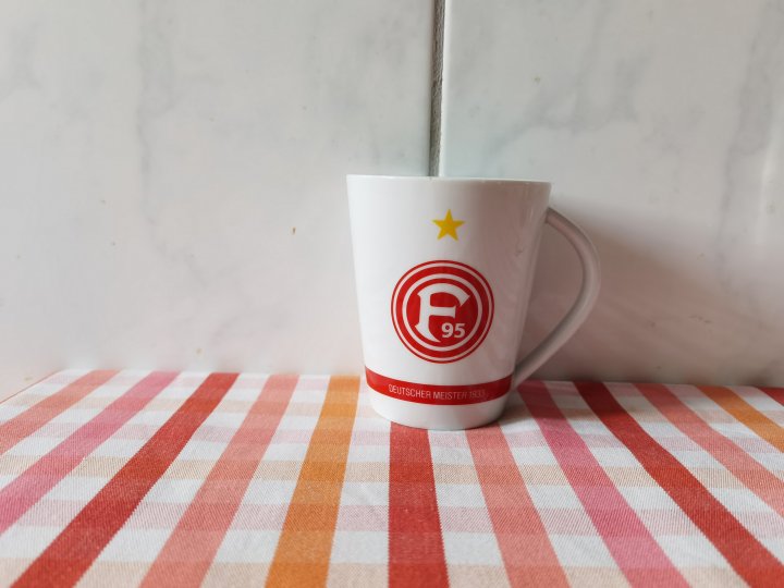 Huawei_P40_einfacher_Zoom.jpg, 1 MB