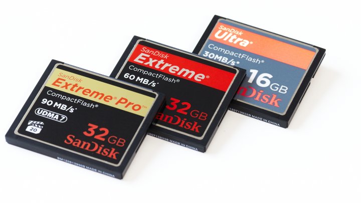 SanDisk Extreme Pro (32 GByte), Extreme (32 GByte) und Ultra (16 GByte) CompactFlash-Speicherkarte