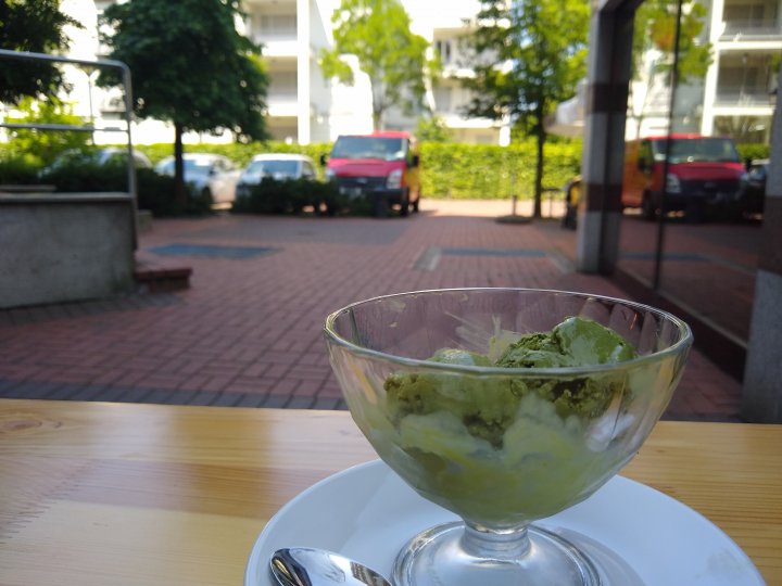 Motorola_Moto_G6_Bokeh_Vordergrund_2.jpg, 2.7 MB