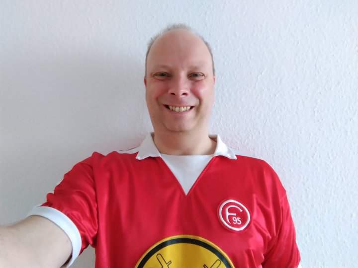 Bei Tage hat die Selfie-Kamera des Nokia 7.1 wenig Mühe