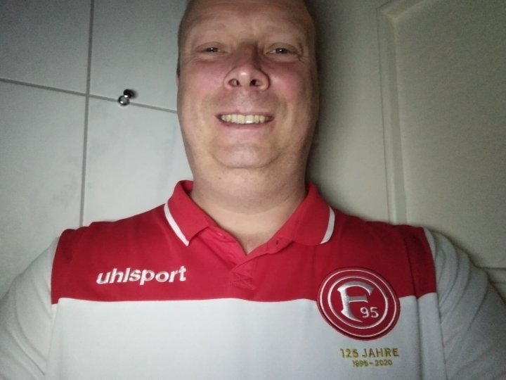 Nokia_G50_Selfie_Nacht.jpg, 643 KB