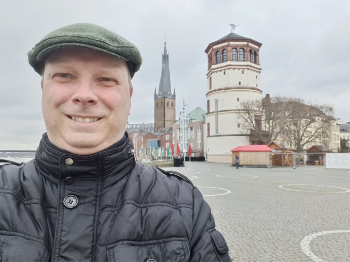 Oppo_A73_5G_Selfie_Tag.jpg, 1.5 MB