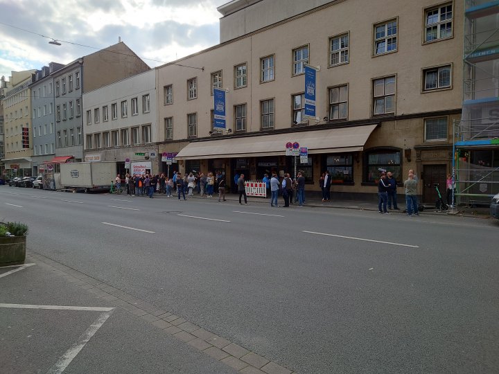 Sony_Xperia_5_III_einfacher_Zoom.jpg, 2.2 MB