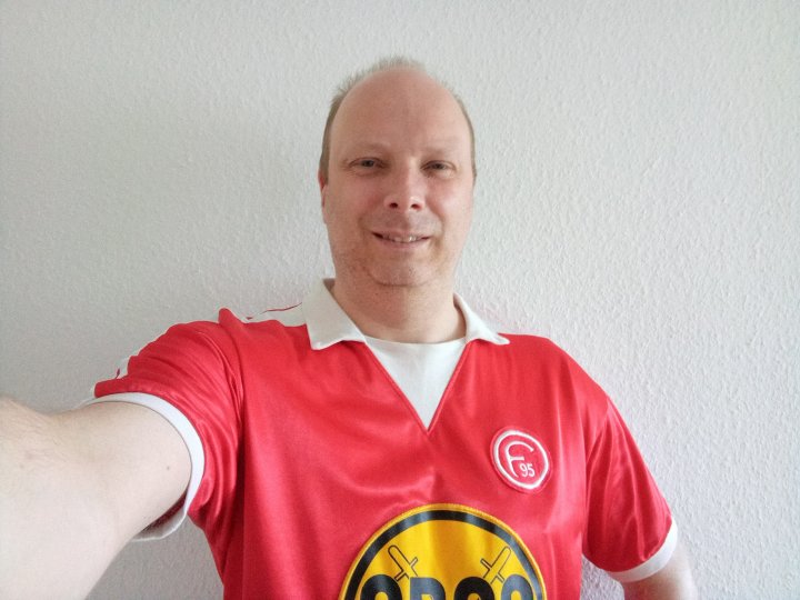 Bei Tage fabriziert das Sony Xperia L4 dagegen qualitativ gute Selfies für diese Preisklasse