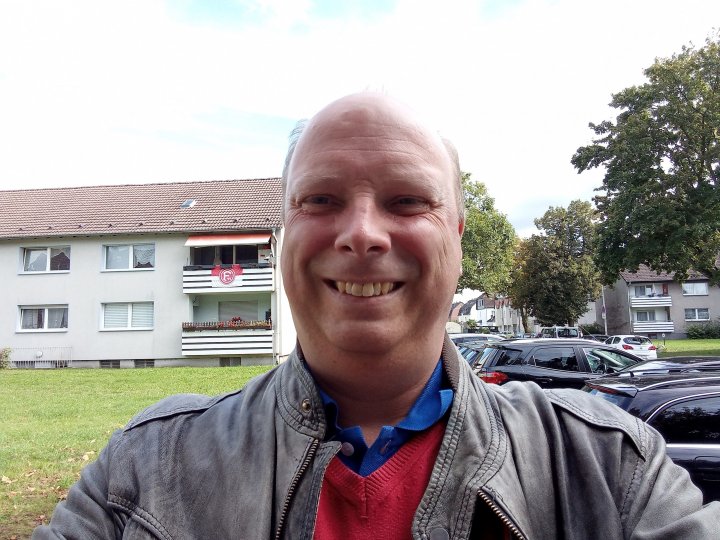 Wiko_Power_U3_Tag-Selfie.jpg, 1.9 MB