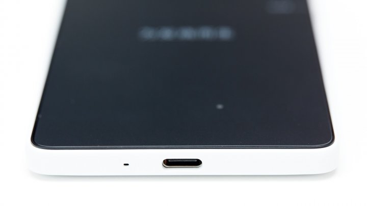Xiaomi_Mi4c_0.jpg, 219 KB