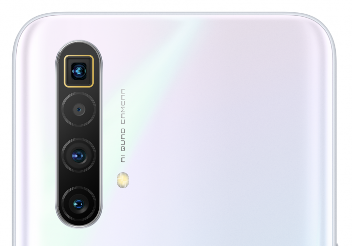 realme_X3_SuperZoom_Kamera-Modul_nah.png, 2.7 MB