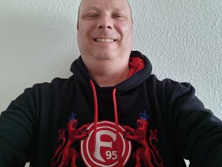 Die Frontkamera des Asus ROG Phone 7 stellt Konturen recht präzise dar