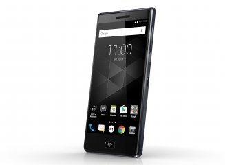 Das Display des BlackBerry Motion ist leider ziemlich dunkel eingestellt, um Energie zu sparen
