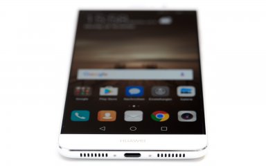 Huawei Mate 9: Geladen und die Datenübertragung via Kabel erfolgt durch den USB-C-Anschluss