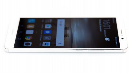 Das Huawei Mate 9 punktet durch ein edles Unibody-Design
