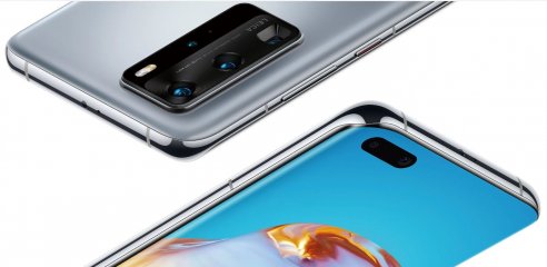Die Rückseite des Huawei P40 ist matt gestaltet. Auf dem Display liegt ab Werk eine Schutzfolie auf.