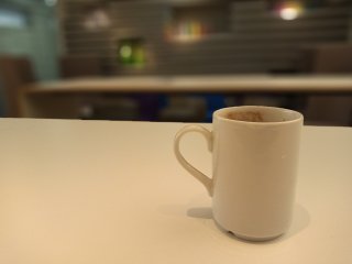 Die Dual-Kamera des Motorola Moto E6 Plus löst mit 13 MP auf und kann mit der Unschärfe-Funktion Bokeh-Bilder aufnehmen