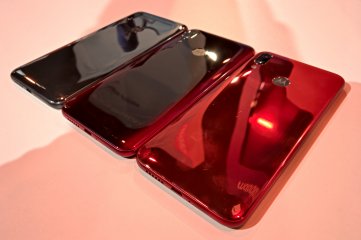 Das Gehäuse des Motorola Moto E6 ist aus simplem, aber robustem Polycarbonat gefertigt