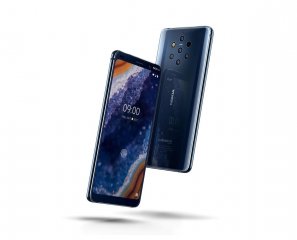 Der Akku ist leider der Schwachpunkt des Nokia 9 PureView und bei Sonnelicht lässt sich das P-OLED-Display schlecht ablesen