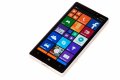 Nokia Lumia 930 - Ein AMOLED-Display in Full HD-Auflösung ziert die Front