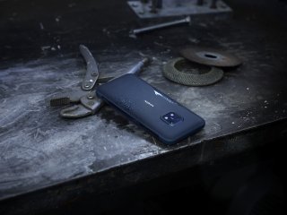 Wenn das Display des Nokia XR20 im ersten Jahr nach Erwerb beschädigt werden sollte, kann man es vom Hersteller kostenlos austauschen lassen