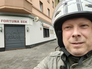 Dank der hohen Auflösung von 32 MP wirken Selfies des OnePlus 10 Pro 5G richtig scharf