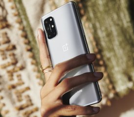 Das Kamera-Modul auf der Rückseite des OnePlus 8T ist rechteckig geformt