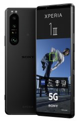 Das Sony Xperia 1 III sticht durch sein kantiges Design aus der Masse heraus