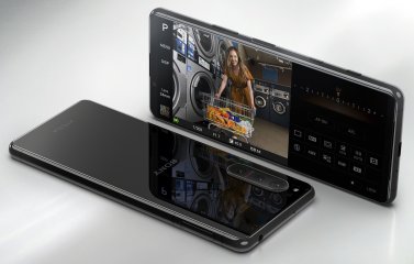 Das Sony Xperia 5 II hat die gleiche Ausstattung wie das größere Sony Xperia 1 II und u.a. ein paar Sony-Apps wie Photo Pro an Bord