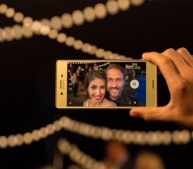 Sony Xperia X: Selfie-Kamera mit Exmor-RS-Sensor