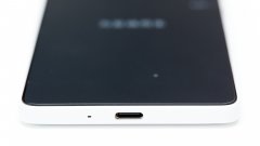 Xiaomi Mi 4c - Auf der Unterseite befindet sich der USB-C-Amschluss