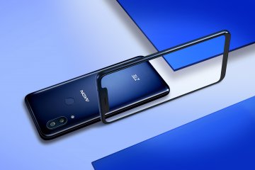 Die Rückseite des ZTE Axon 9 Pro ist leider anfällig für Fingerabdrücke