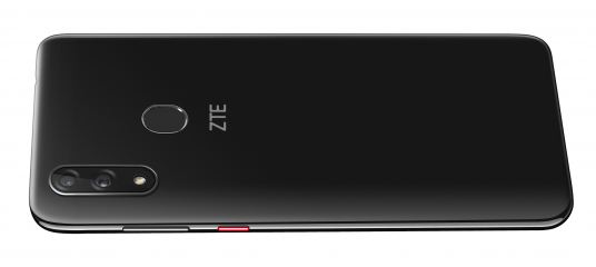 Der fest verbaute Akku des ZTE Blade V10 konnte im Test überzeugen